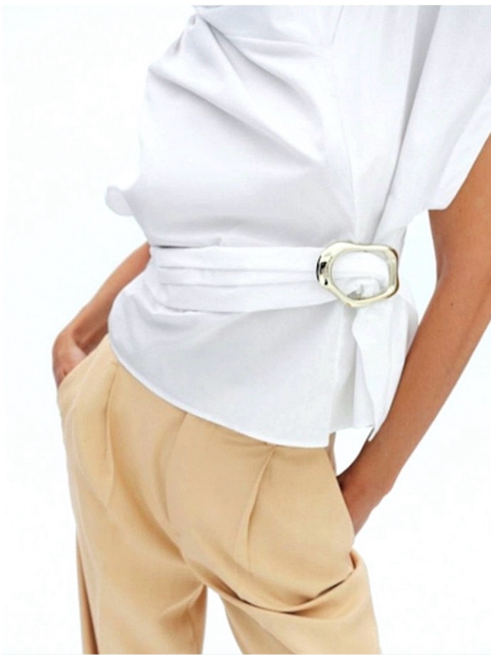 Zara White Top with Gold Accent Buckle Belt